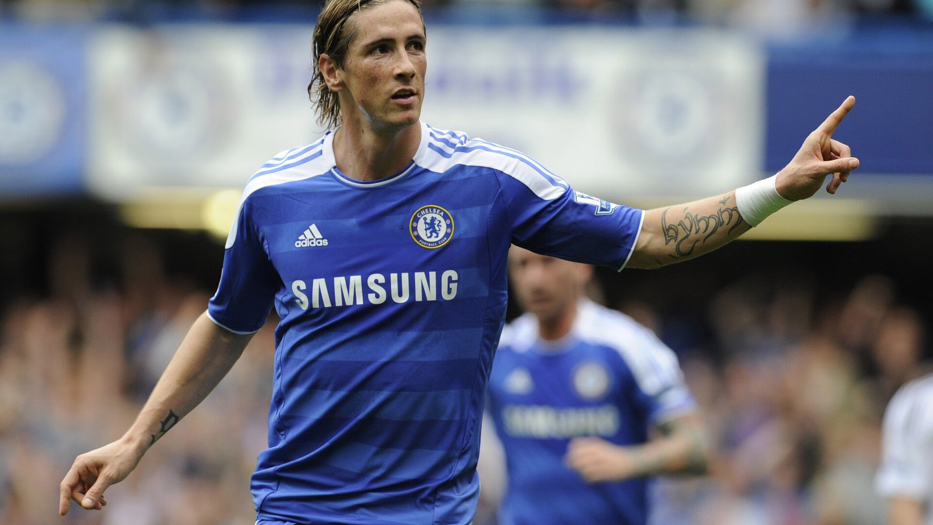 英超球队利用交互式数据看板辅助比赛中临场决策，英超直播大数据