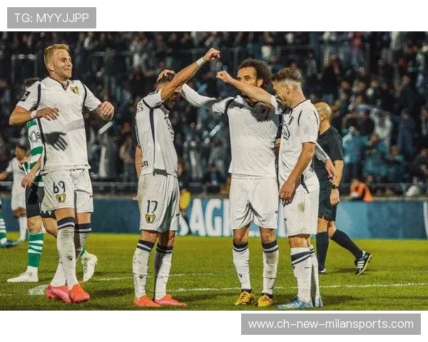 “德甲激烈拼搏，争冠集团轮番展现实力”，争冠组对阵图